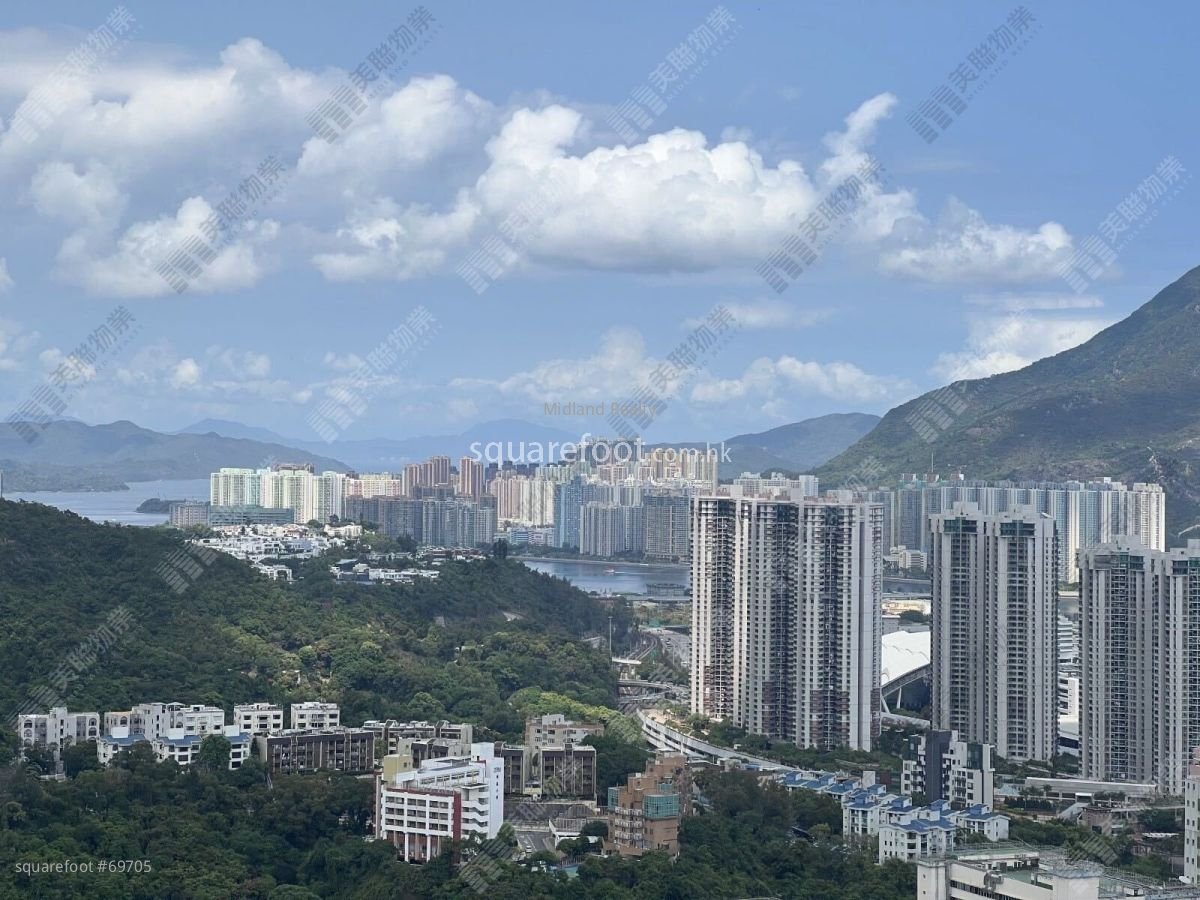 Shatin 33 Sell 4 Bedrooms , 3 Bathrooms 1,492 ft²