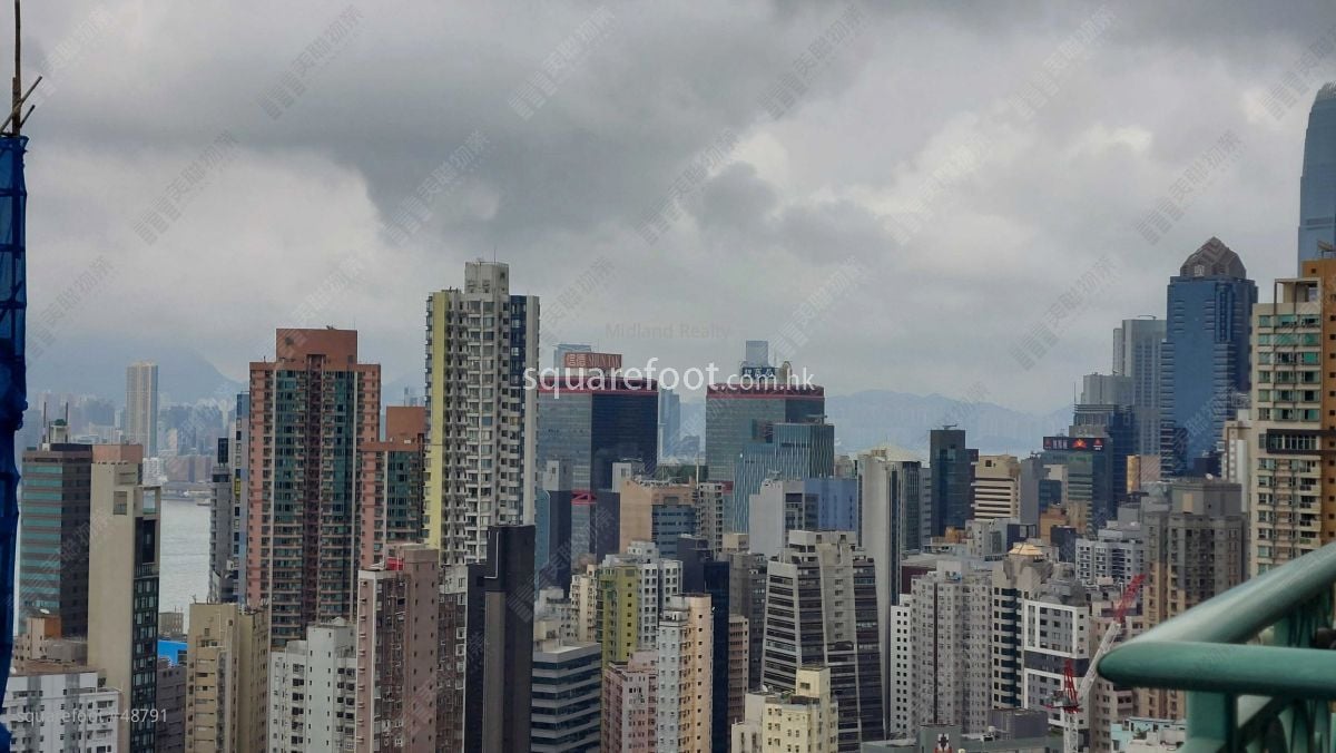 Bon-Point Rental 3 Bedrooms , 2 Bathrooms 861 ft²