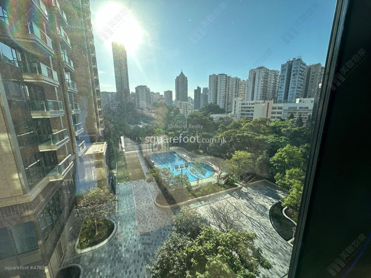 Grand Homm Rental 3 Bedrooms , 4 Bathrooms 1,347 ft²