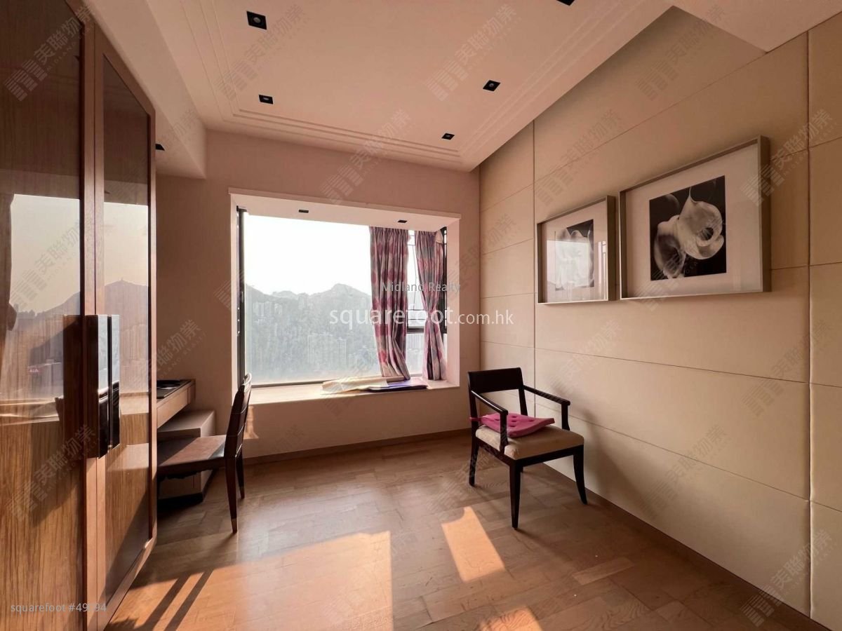 Broadwood Twelve Sell 3 Bedrooms , 3 Bathrooms 1,280 ft²
