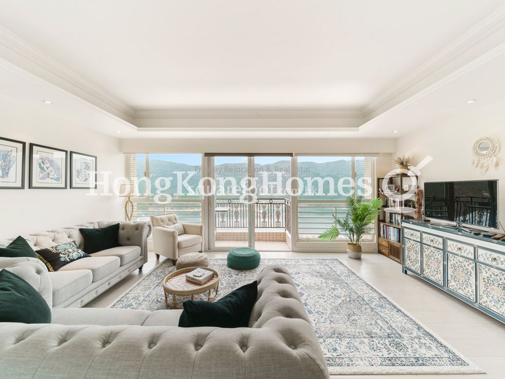 The Redhill Peninsula Sell 3 Bedrooms , 2 Bathrooms 1,575 ft²