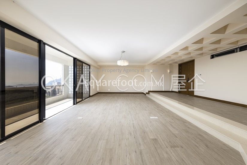 Cameron House Rental 4 Bedrooms , 3 Bathrooms 2,619 ft²