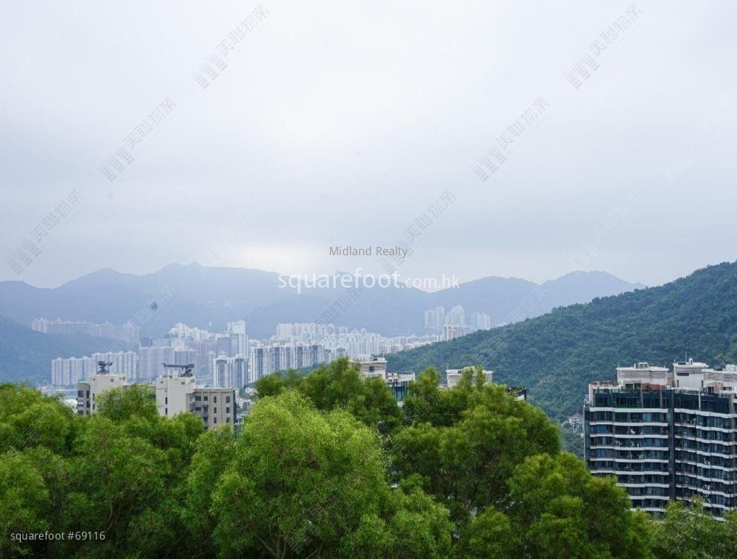 Le Cap Sell 4 Bedrooms , 4 Bathrooms 2,085 ft²