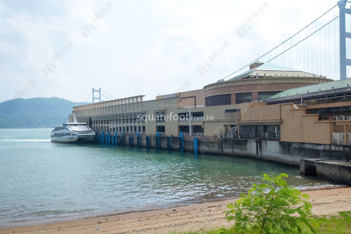 Park Island Sell 4 Bedrooms , 5+ Bathrooms 1,551 ft²