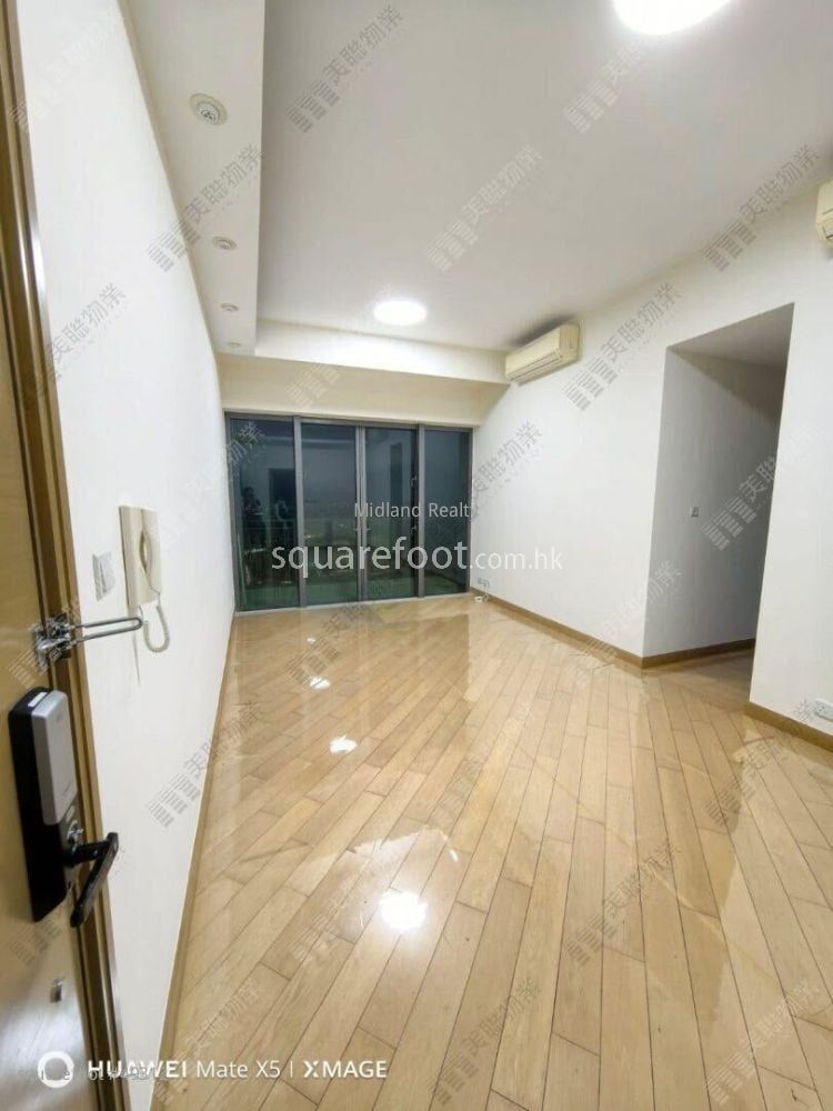 Yoho Midtown Sell 4 Bedrooms , 3 Bathrooms 1,026 ft²