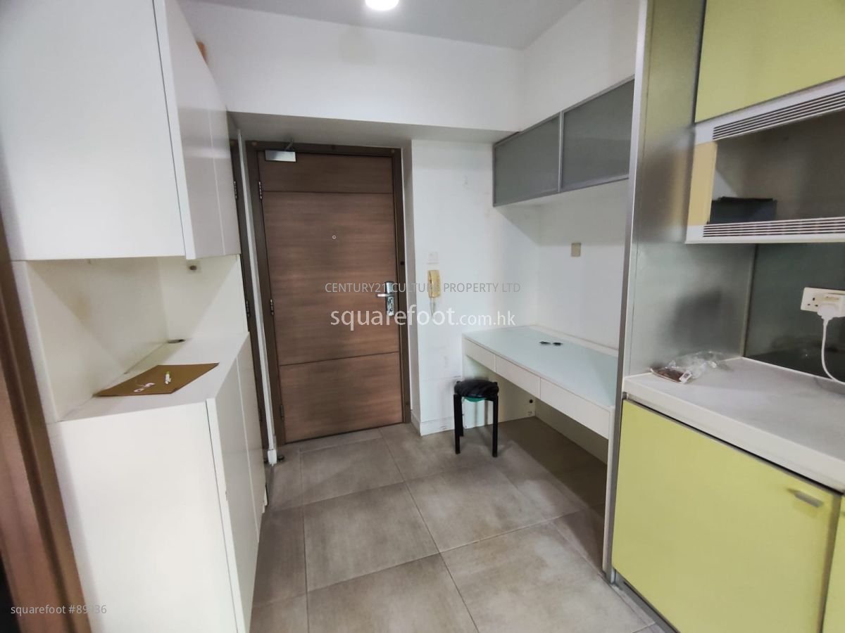 City 18 Rental 1 Bedroom , 1 Bathroom 248 ft²