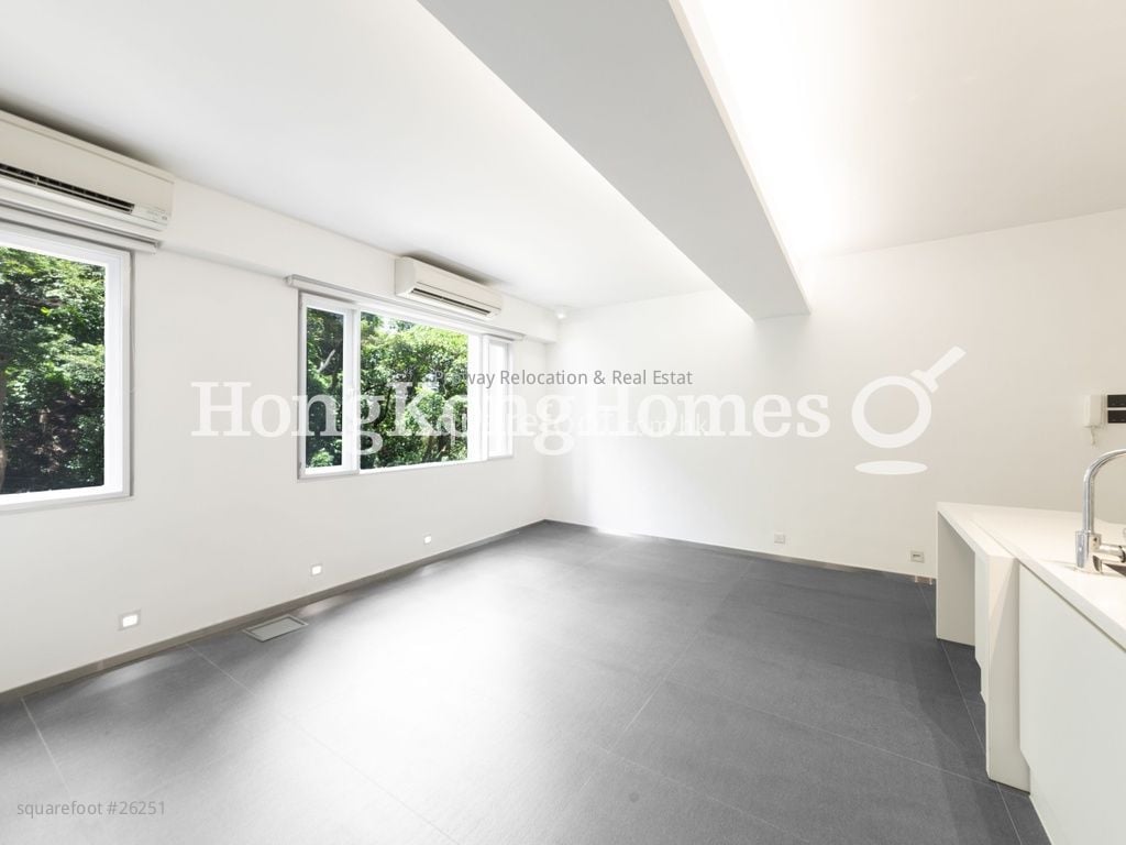 Shan Kwong Tower Sell 1 Bedroom , 2 Bathrooms 615 ft²