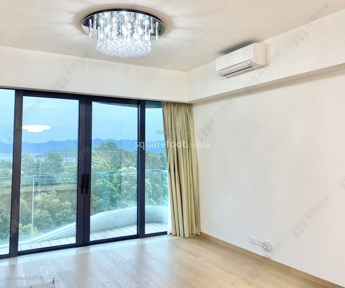 The Entrance Sell 3 Bedrooms , 3 Bathrooms 1,195 ft²