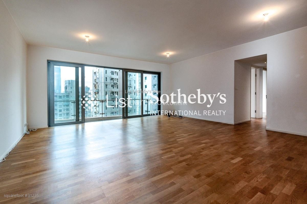 Seymour Rental 4 Bedrooms , 3 Bathrooms 1,730 ft²