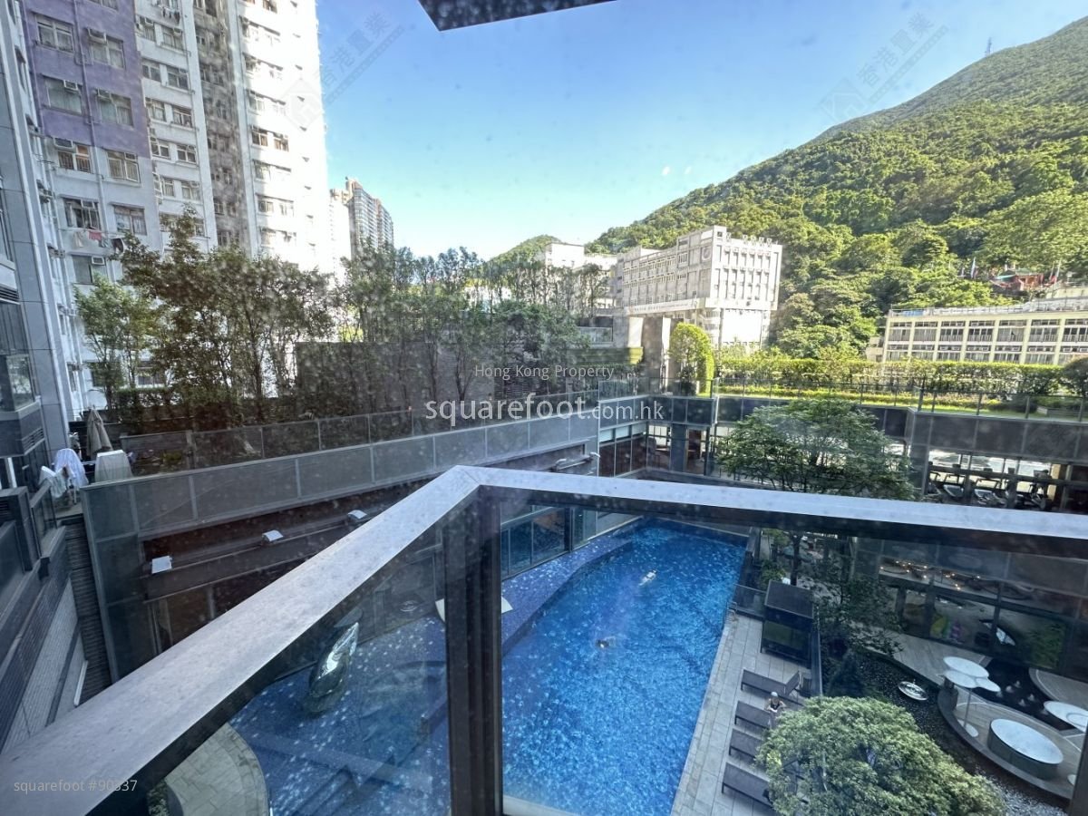 Lime Gala Rental 2 Bedrooms , 1 Bathroom 491 ft²