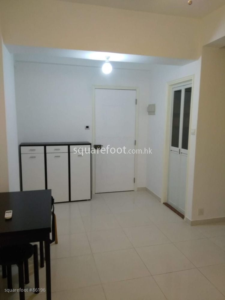Ying Lee Mansion Rental 2 Bedrooms , 1 Bathroom 405 ft²