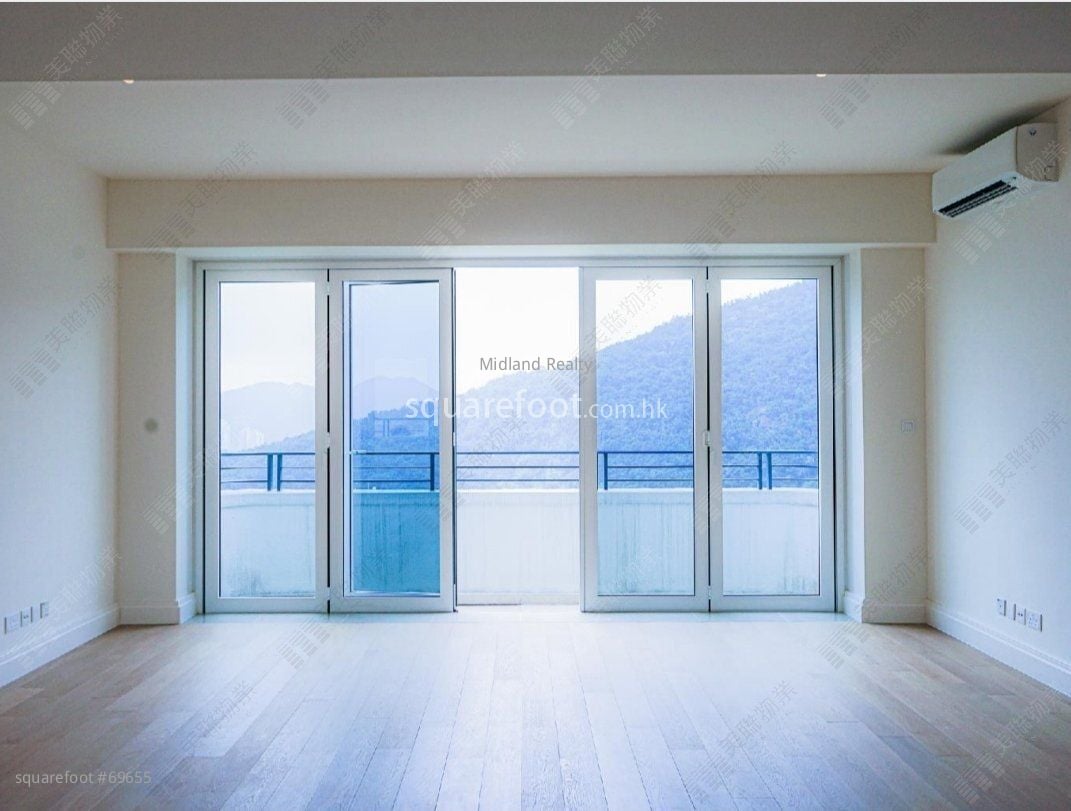 Le Cap Sell 4 Bedrooms , 5+ Bathrooms 1,963 ft²