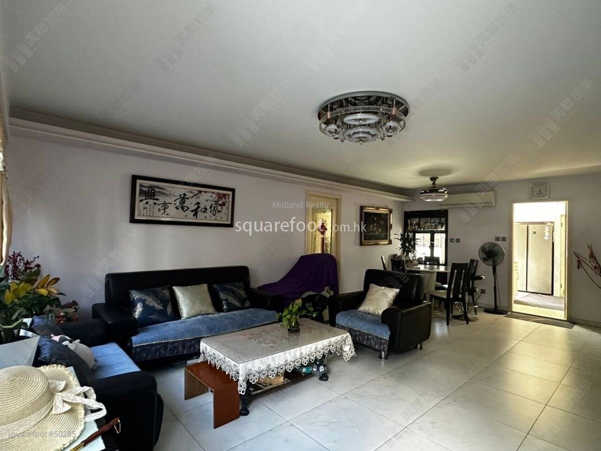 Grandeur Villa Rental 3 Bedrooms , 3 Bathrooms 1,152 ft²