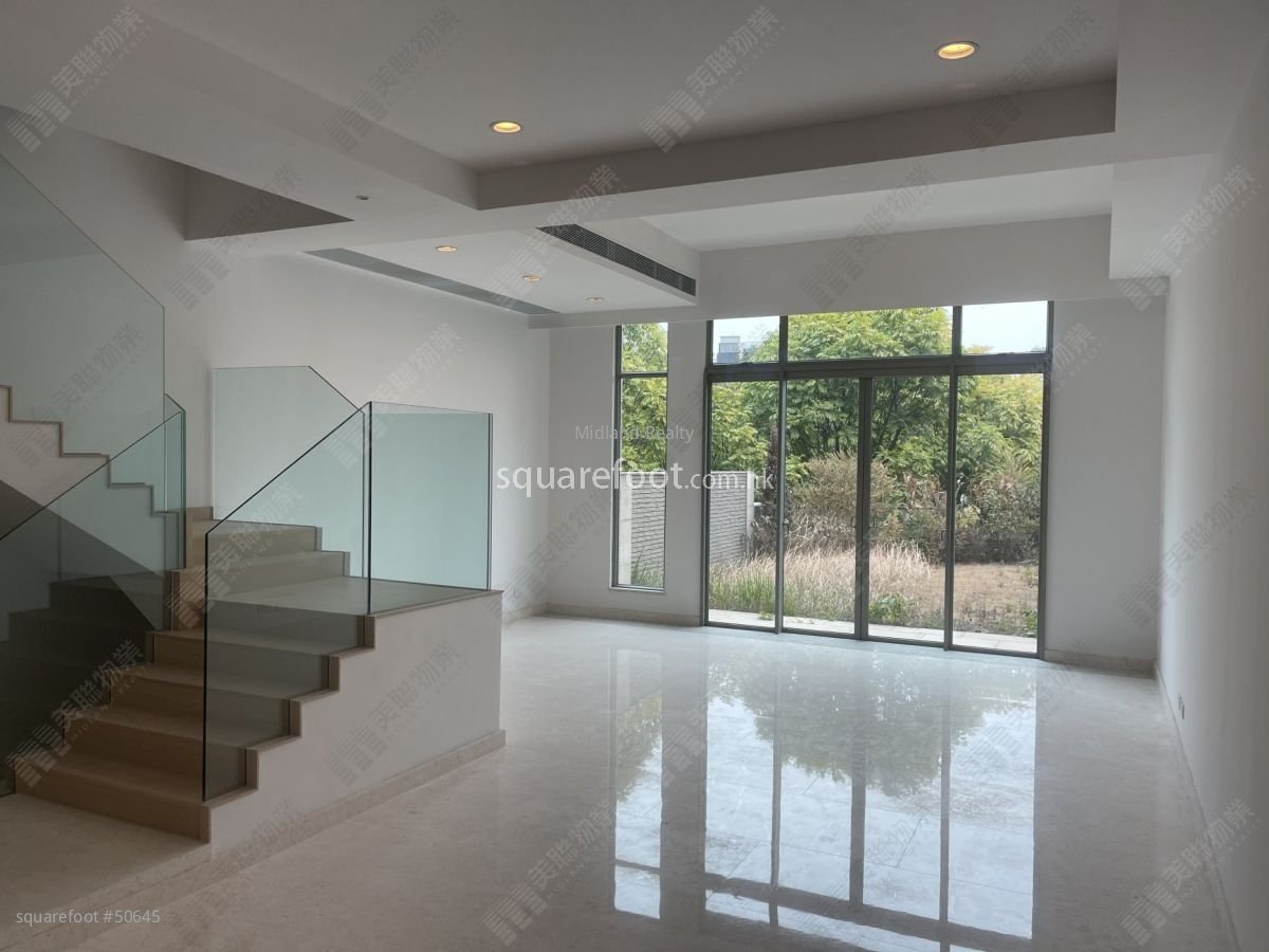 Phase I Of Park Villa Rental 5+ Bedrooms , 5+ Bathrooms 3,493 ft²