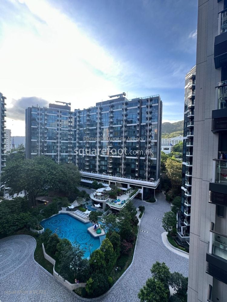 The Royale Rental 1 Bedroom , 1 Bathroom 342 ft²