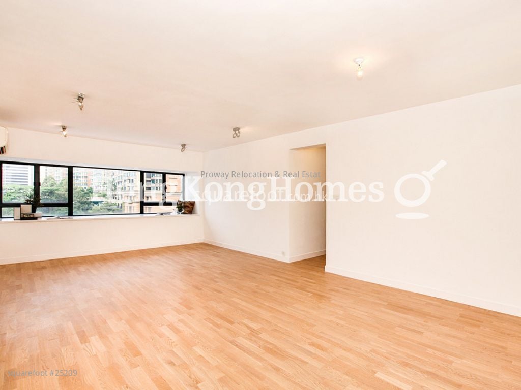 The Broadville Sell 3 Bedrooms , 2 Bathrooms 1,211 ft²