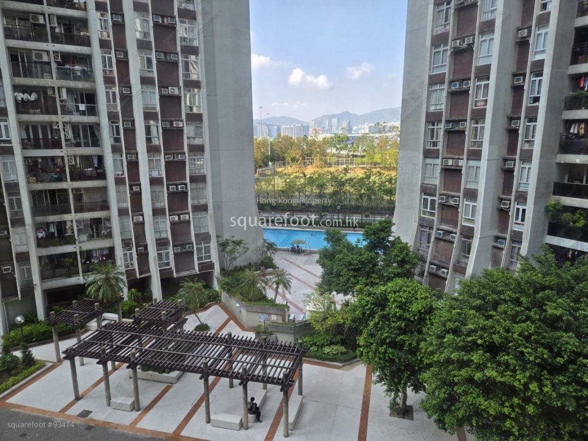 Taikoo Shing Sell 3 Bedrooms , 2 Bathrooms 747 ft²