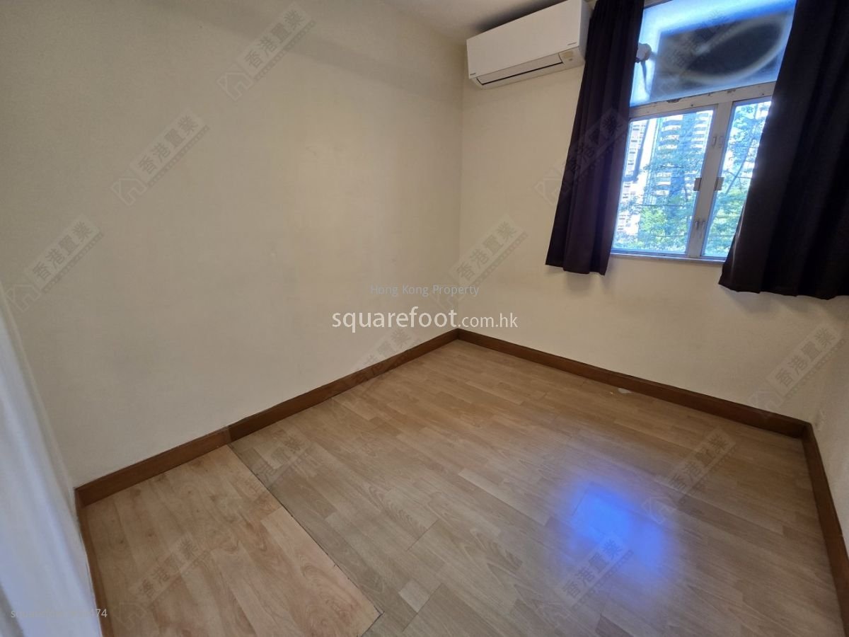 Taikoo Shing Sell 3 Bedrooms , 2 Bathrooms 747 ft² Taikoo Shing Sell 3 Bedrooms , 2 Bathrooms 747 ft²