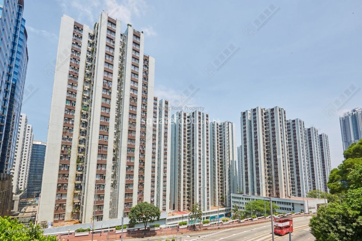 Taikoo Shing Sell 2 Bedrooms , 1 Bathroom 592 ft²