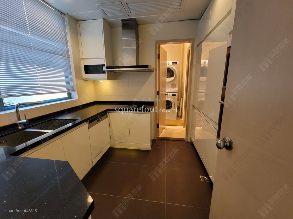Regalia Bay Rental 4 Bedrooms 2,814 ft² Regalia Bay Rental 4 Bedrooms 2,814 ft²