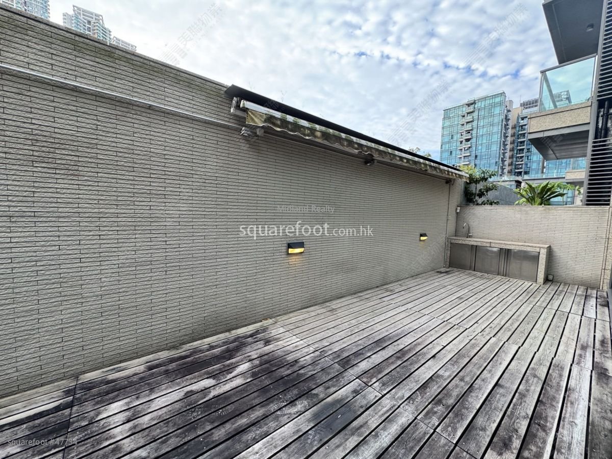 Capri Sell 4 Bedrooms , 5+ Bathrooms 1,987 ft² Capri Sell 4 Bedrooms , 5+ Bathrooms 1,987 ft²