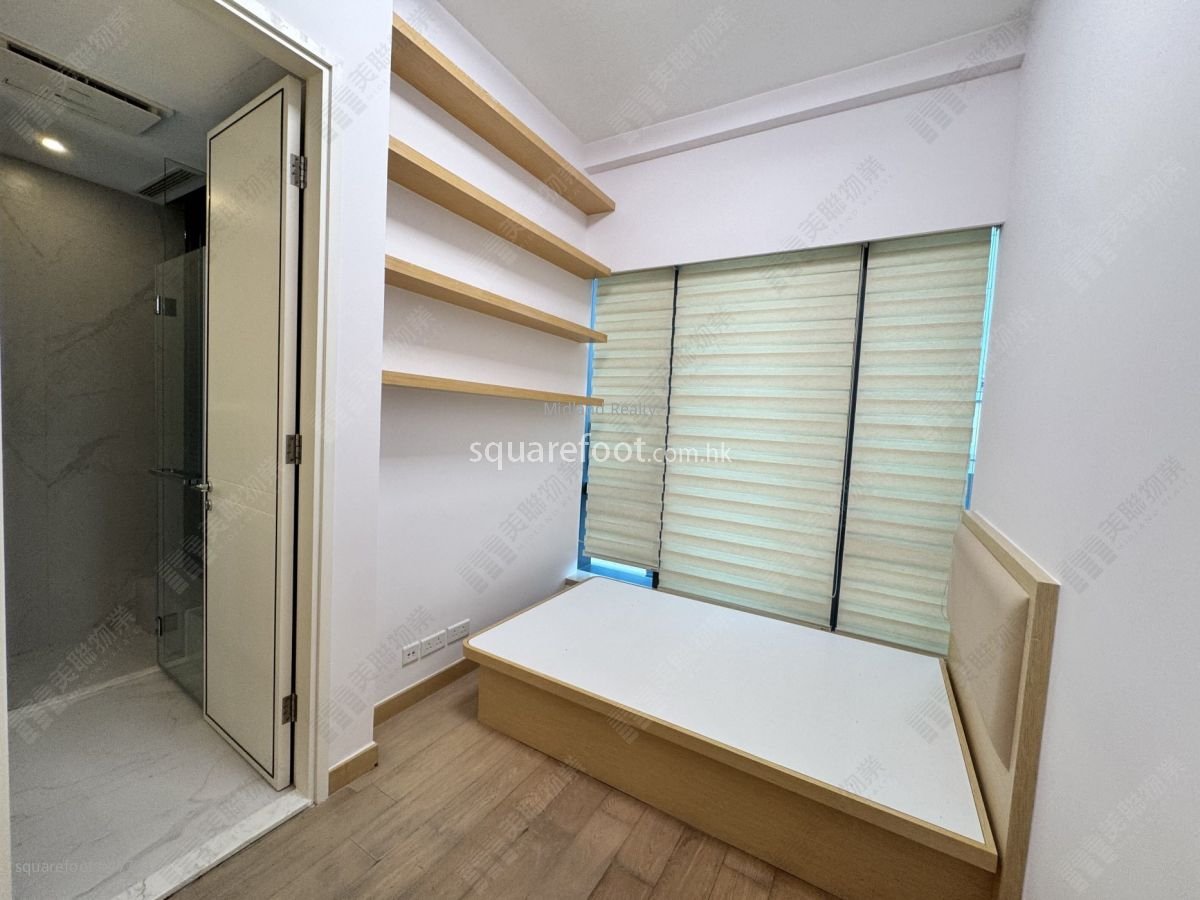 Capri Sell 4 Bedrooms , 5+ Bathrooms 1,987 ft² Capri Sell 4 Bedrooms , 5+ Bathrooms 1,987 ft²