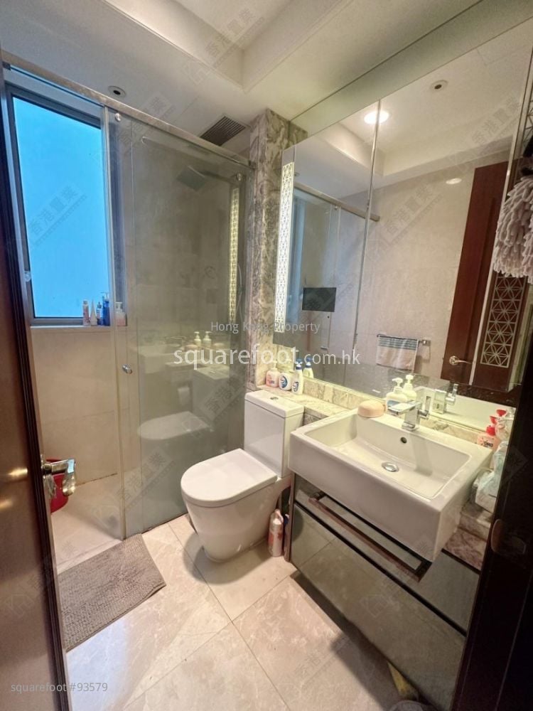 bathroom: The Avenue Sell 2 Bedrooms , 1 Bathroom 514 ft² bathroom: The Avenue Sell 2 Bedrooms , 1 Bathroom 514 ft²