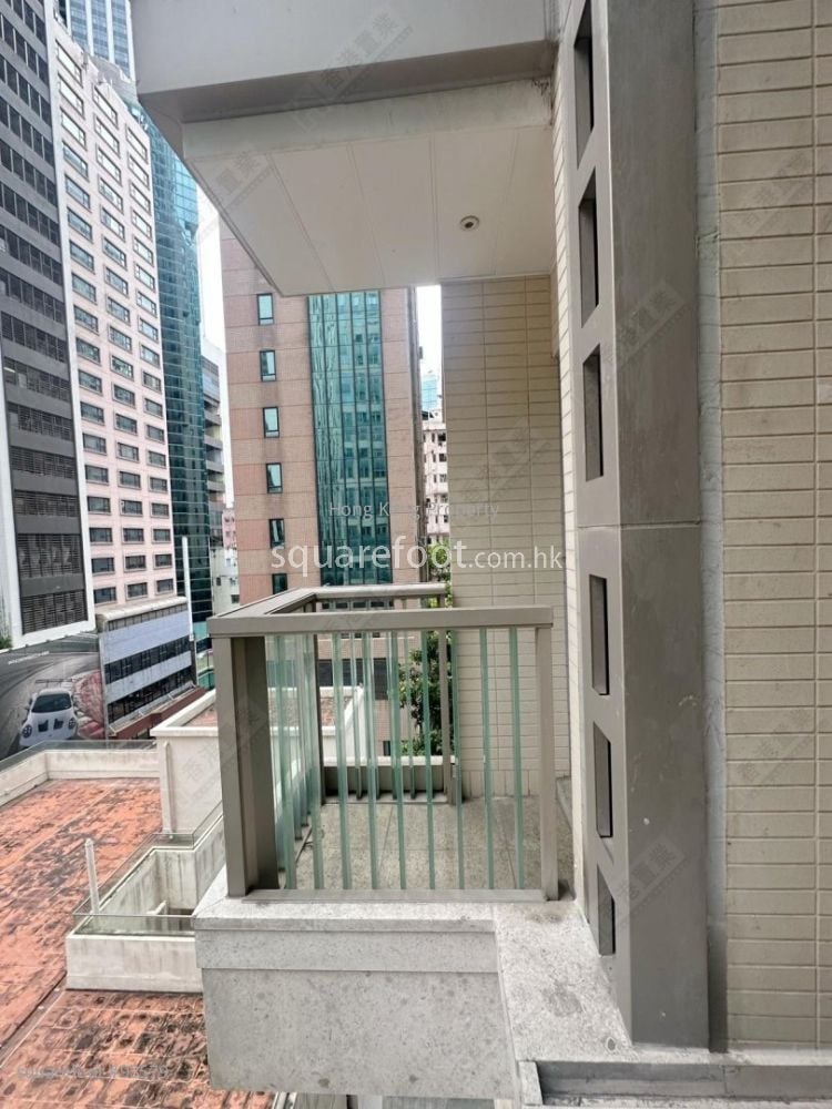balcony: The Avenue Sell 2 Bedrooms , 1 Bathroom 514 ft² balcony: The Avenue Sell 2 Bedrooms , 1 Bathroom 514 ft²