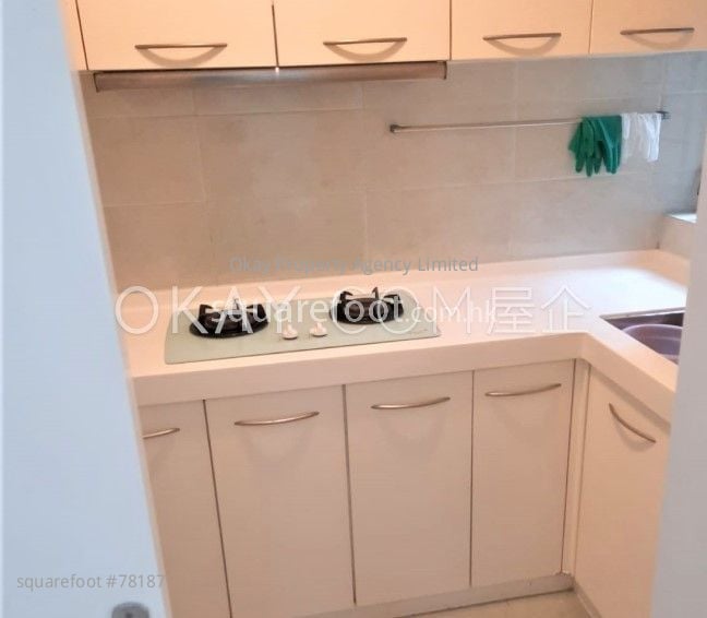 Scenecliff Sell 3 Bedrooms , 2 Bathrooms 942 ft² Scenecliff Sell 3 Bedrooms , 2 Bathrooms 942 ft²