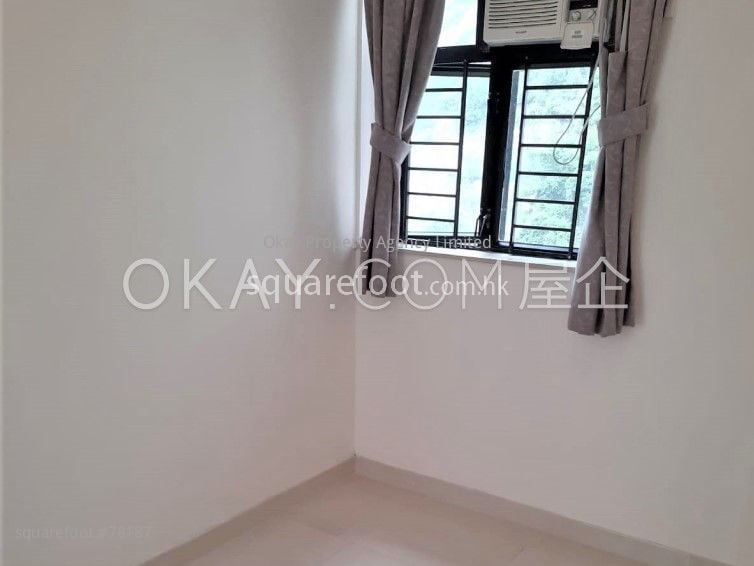 Scenecliff Sell 3 Bedrooms , 2 Bathrooms 942 ft² Scenecliff Sell 3 Bedrooms , 2 Bathrooms 942 ft²