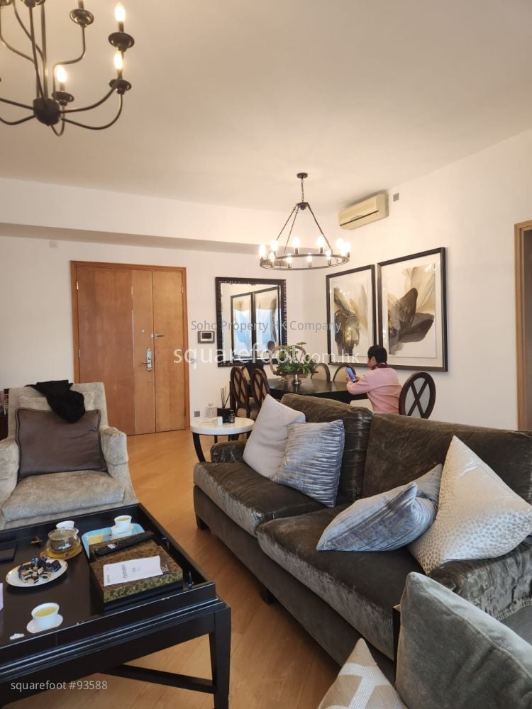 The Masterpiece Sell 3 Bedrooms , 2 Bathrooms 1,713 ft² The Masterpiece Sell 3 Bedrooms , 2 Bathrooms 1,713 ft²