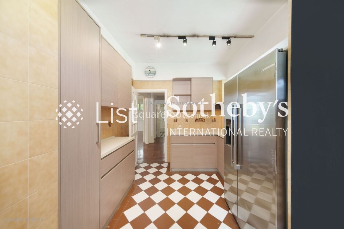 薇庐 租盘 5+ 房 , 4 浴室 2,236 平方尺 薇庐 租盘 5+ 房 , 4 浴室 2,236 平方尺