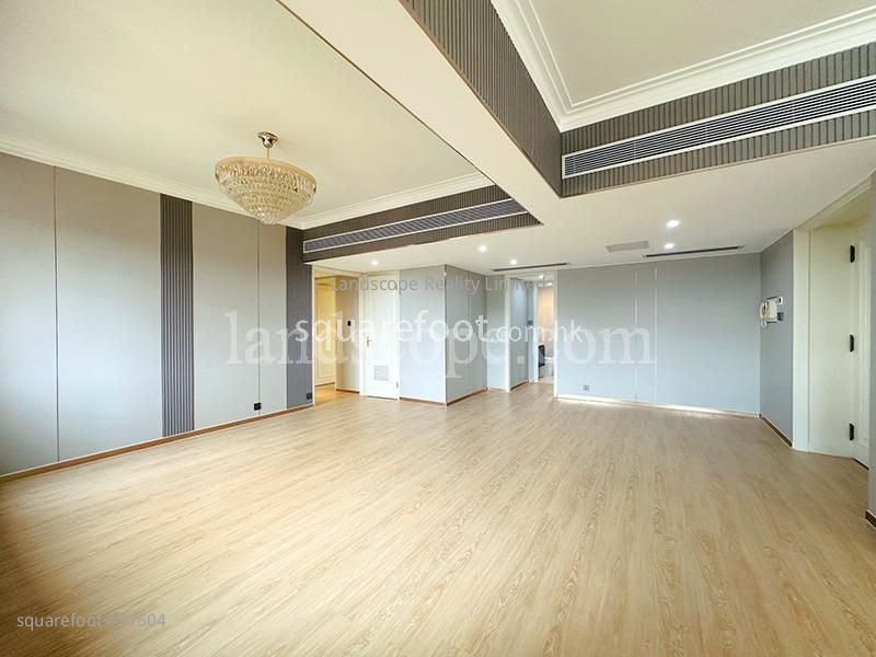 陽明山莊 租盤 3 浴室 2,049 平方呎 陽明山莊 租盤 3 浴室 2,049 平方呎