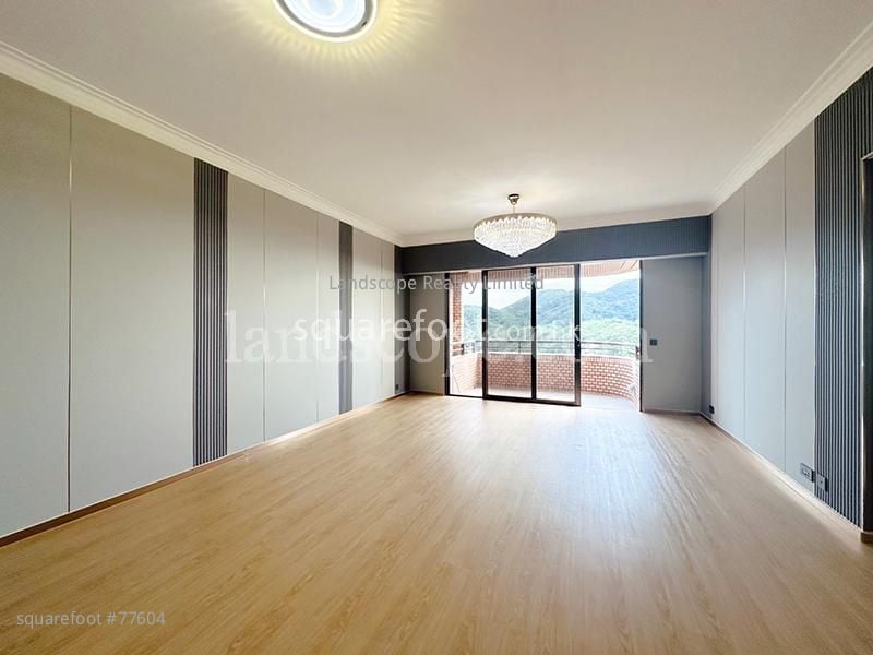 陽明山莊 租盤 3 浴室 2,049 平方呎 陽明山莊 租盤 3 浴室 2,049 平方呎