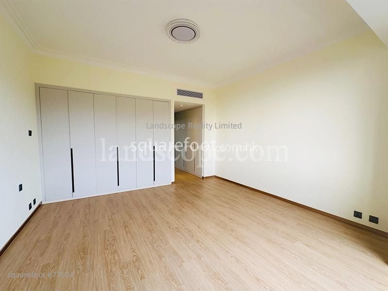 陽明山莊 租盤 3 浴室 2,049 平方呎 陽明山莊 租盤 3 浴室 2,049 平方呎