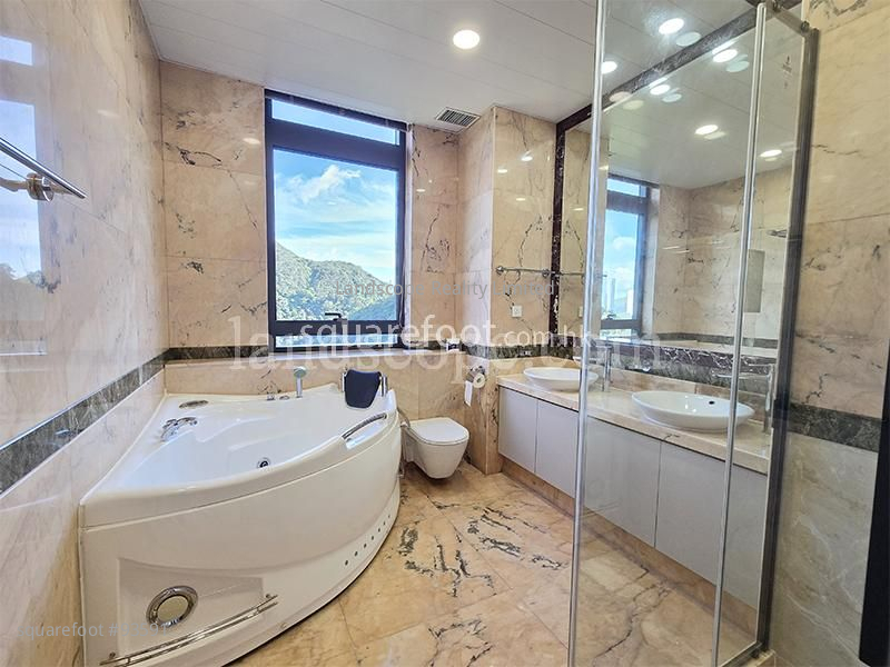 Peak 8 Rental 3 Bathrooms 1,869 ft² Peak 8 Rental 3 Bathrooms 1,869 ft²