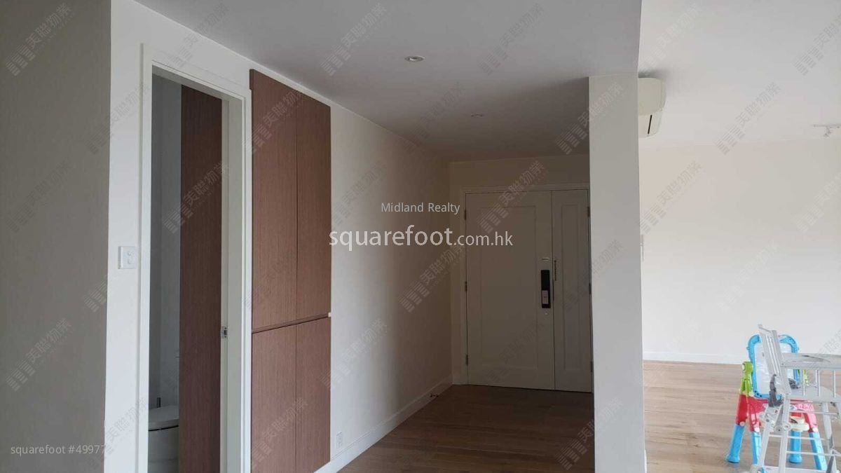 利安閣 售盤 4 房 , 4 浴室 2,480 平方呎 利安閣 售盤 4 房 , 4 浴室 2,480 平方呎