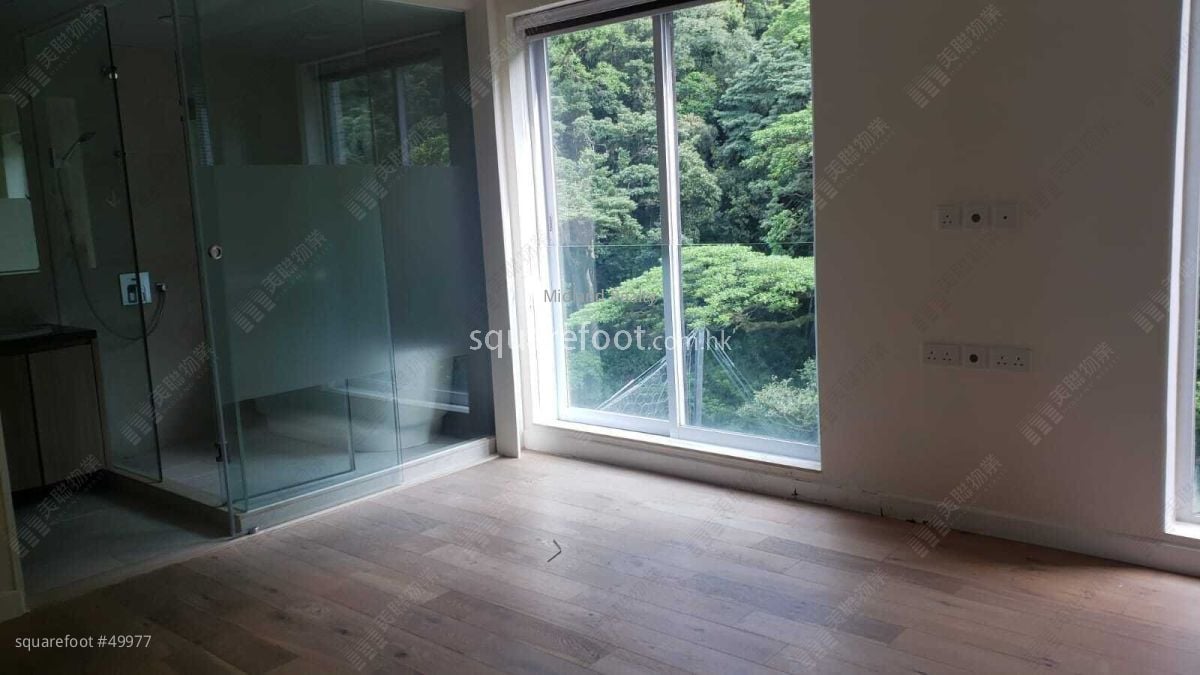 利安閣 售盤 4 房 , 4 浴室 2,480 平方呎 利安閣 售盤 4 房 , 4 浴室 2,480 平方呎