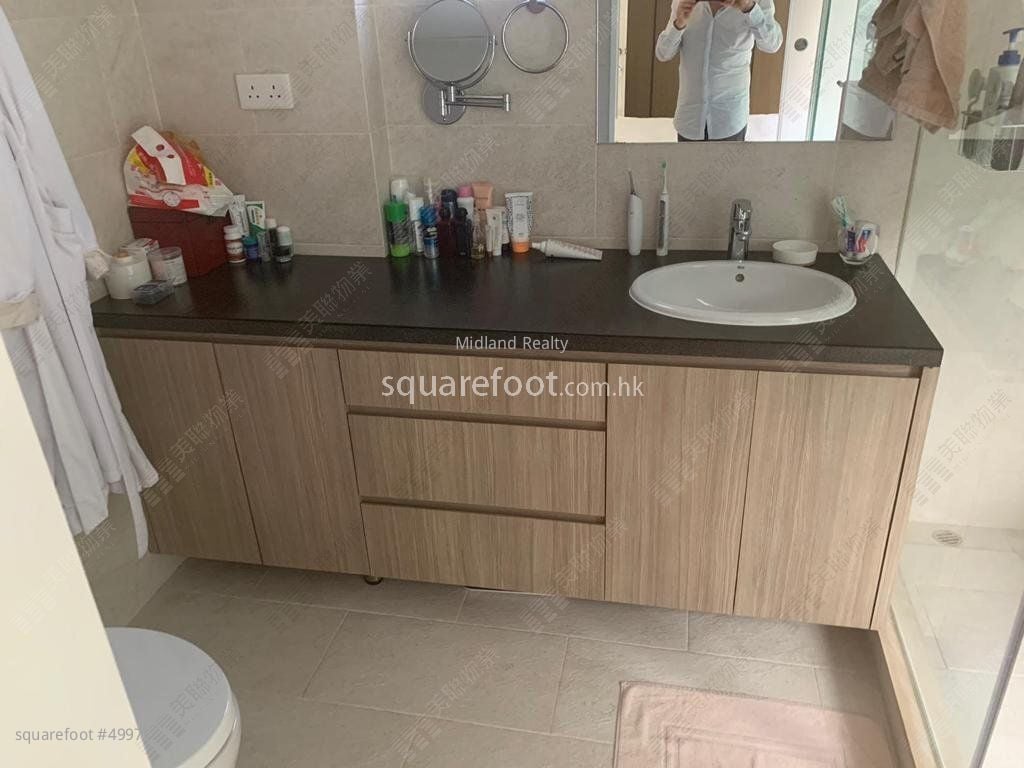 利安閣 售盤 4 房 , 4 浴室 2,480 平方呎 利安閣 售盤 4 房 , 4 浴室 2,480 平方呎