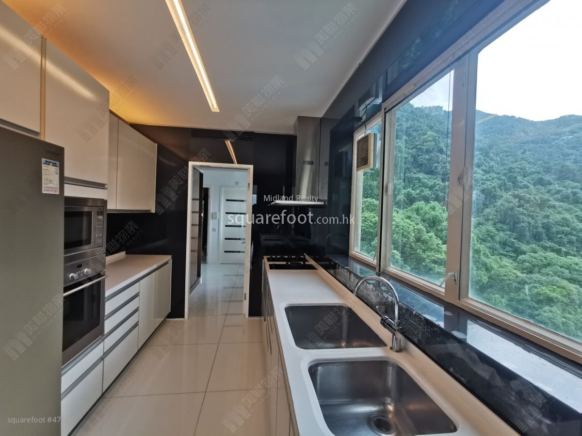 The Mayfair Sell 3 Bedrooms , 2 Bathrooms 2,118 ft² The Mayfair Sell 3 Bedrooms , 2 Bathrooms 2,118 ft²