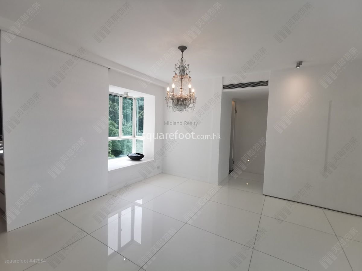 The Mayfair Sell 3 Bedrooms , 2 Bathrooms 2,118 ft² The Mayfair Sell 3 Bedrooms , 2 Bathrooms 2,118 ft²