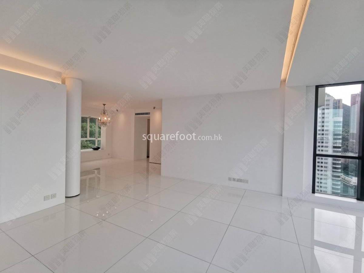 The Mayfair Sell 3 Bedrooms , 2 Bathrooms 2,118 ft² The Mayfair Sell 3 Bedrooms , 2 Bathrooms 2,118 ft²