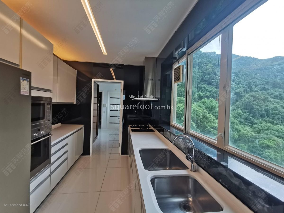 The Mayfair Sell 3 Bedrooms , 2 Bathrooms 2,118 ft² The Mayfair Sell 3 Bedrooms , 2 Bathrooms 2,118 ft²