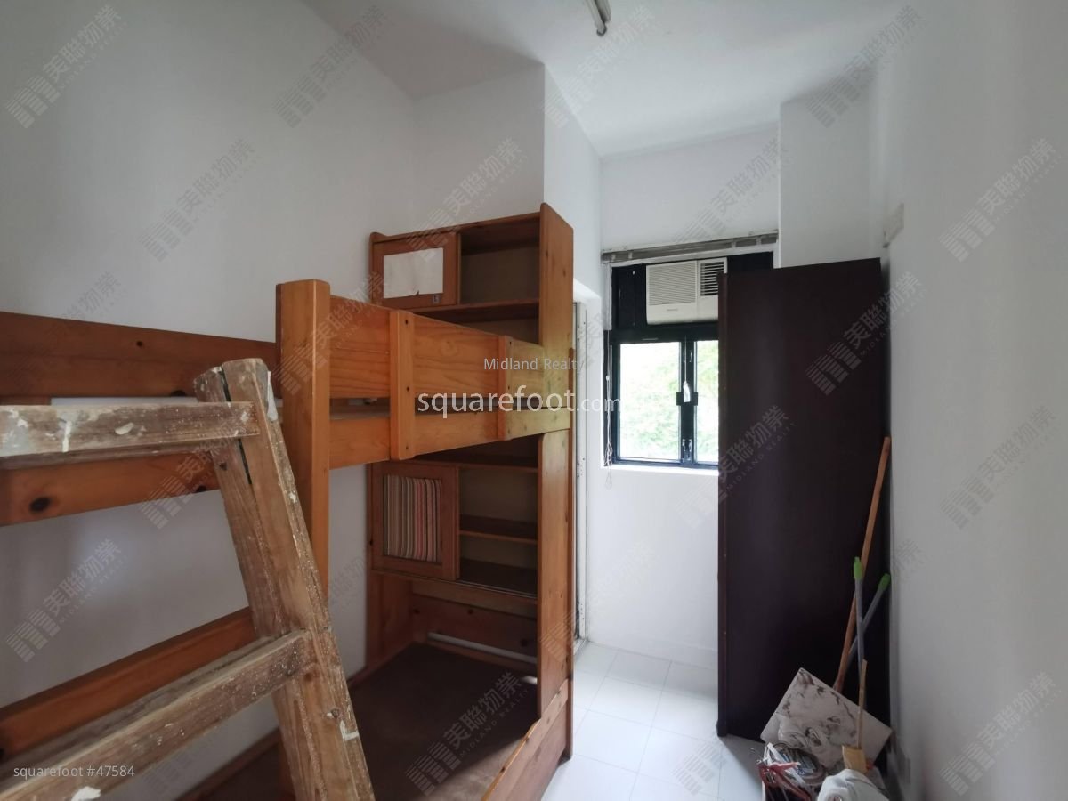 The Mayfair Sell 3 Bedrooms , 2 Bathrooms 2,118 ft² The Mayfair Sell 3 Bedrooms , 2 Bathrooms 2,118 ft²