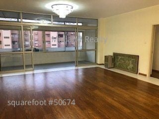 Hilltop Mansion Rental 3 Bedrooms , 3 Bathrooms 1,658 ft²