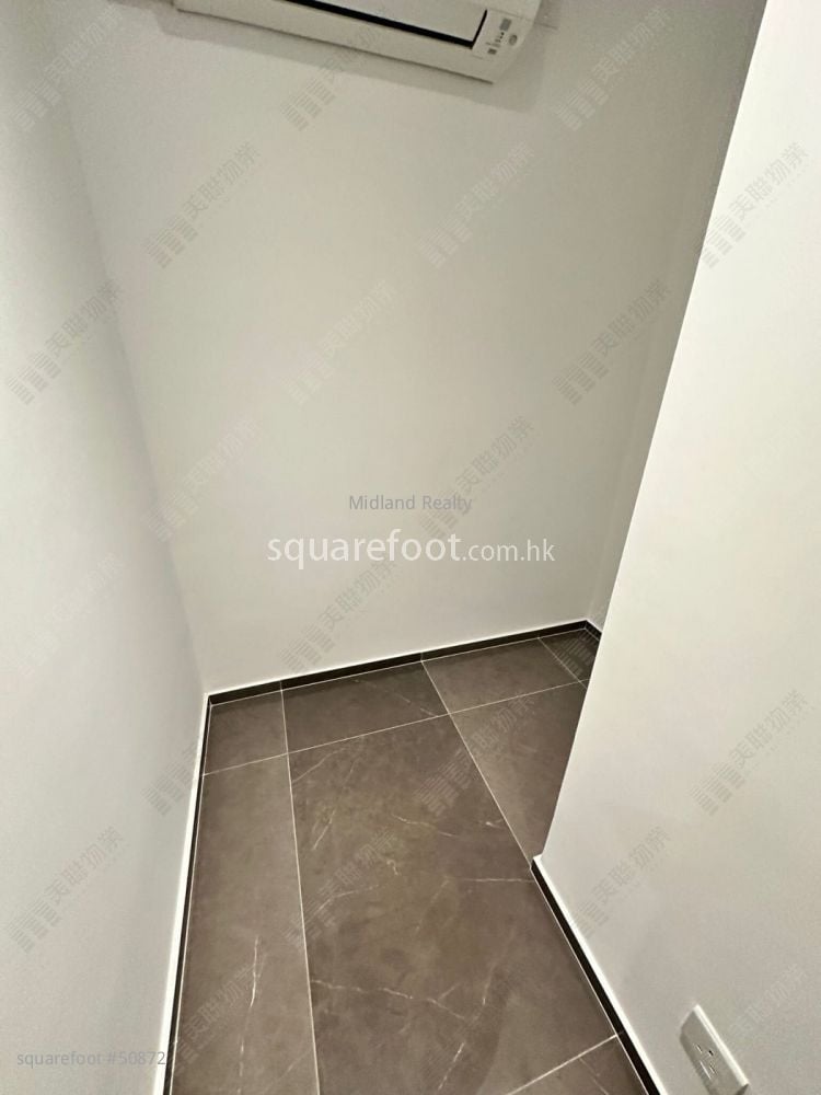 Upper River Bank Rental 4 Bedrooms , 4 Bathrooms 1,062 ft² Upper River Bank Rental 4 Bedrooms , 4 Bathrooms 1,062 ft²