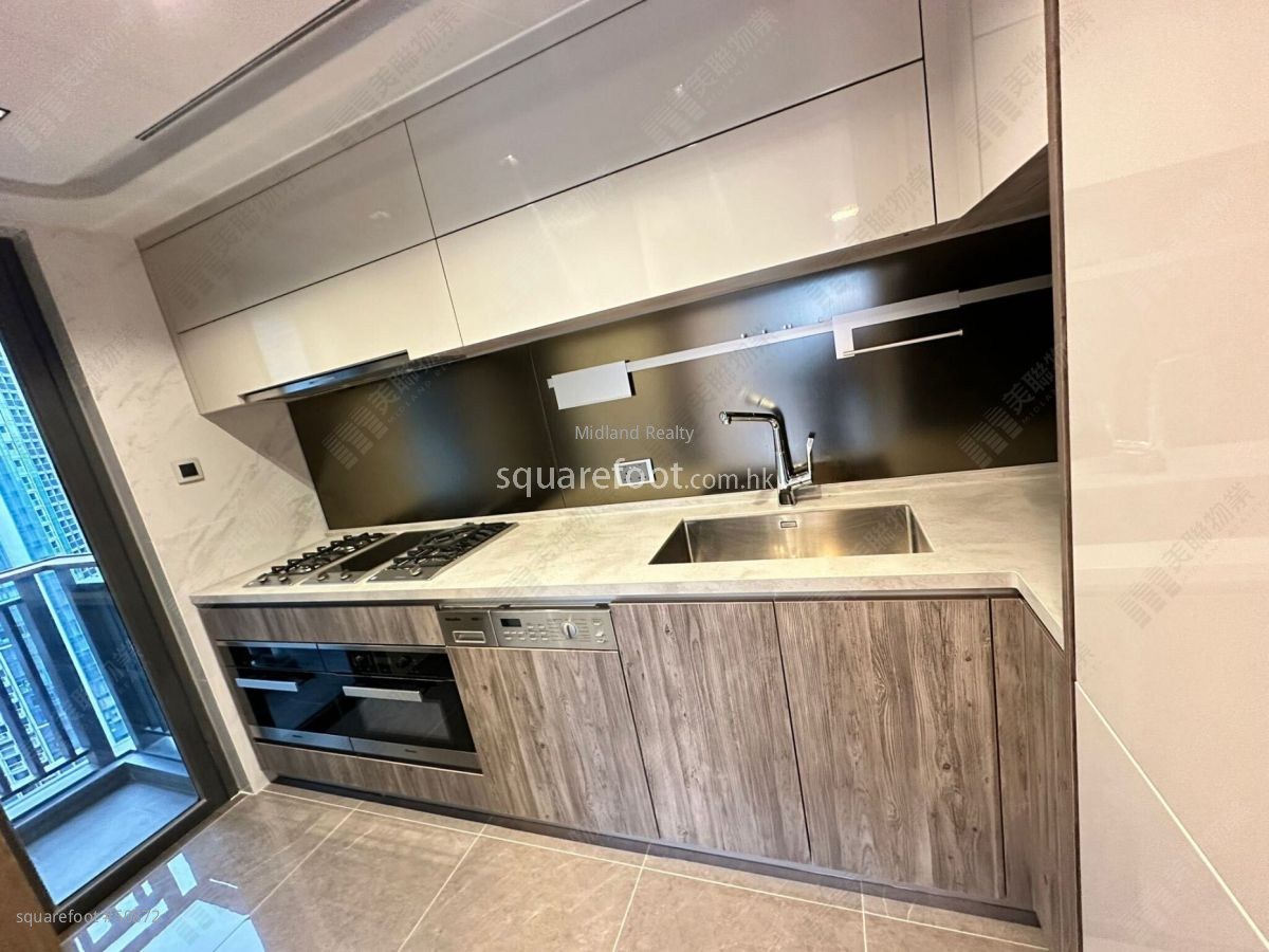 Upper River Bank Rental 4 Bedrooms , 4 Bathrooms 1,062 ft² Upper River Bank Rental 4 Bedrooms , 4 Bathrooms 1,062 ft²