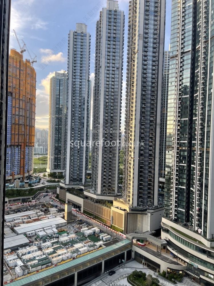 LP6 售盤 2 房 , 1 浴室 525 平方呎 LP6 售盤 2 房 , 1 浴室 525 平方呎