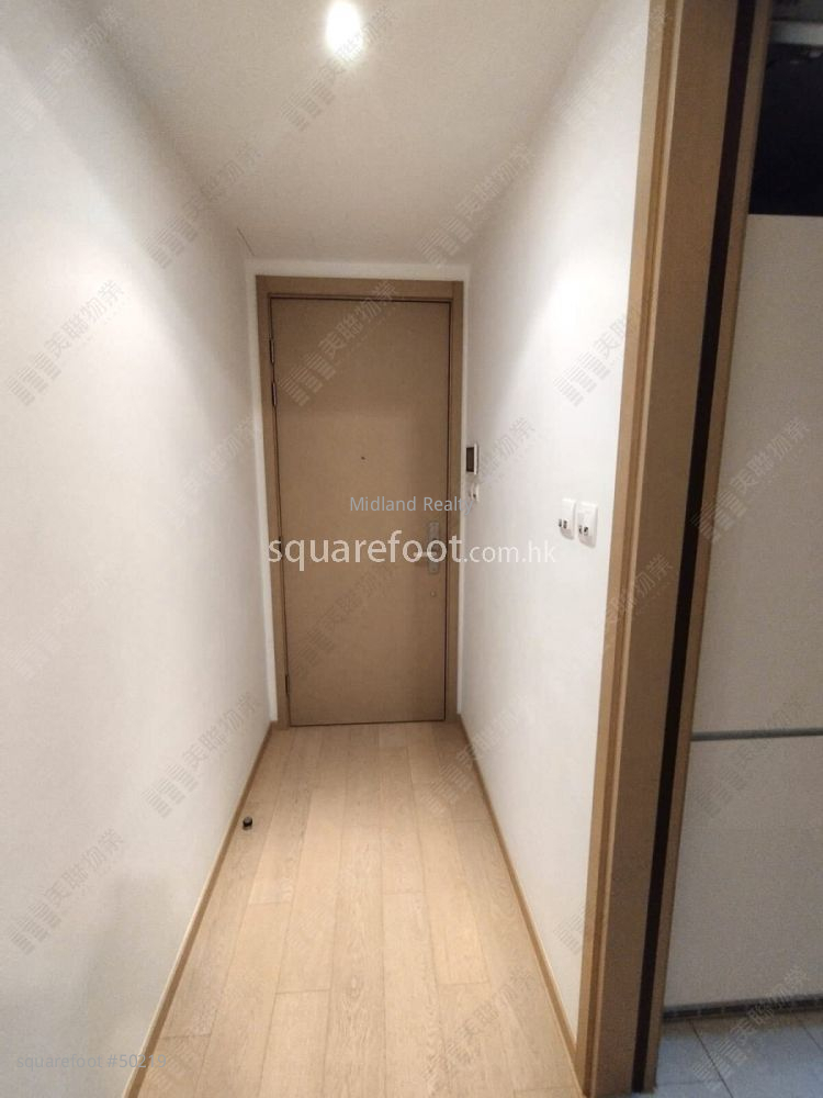 LP6 售盤 2 房 , 1 浴室 525 平方呎 LP6 售盤 2 房 , 1 浴室 525 平方呎