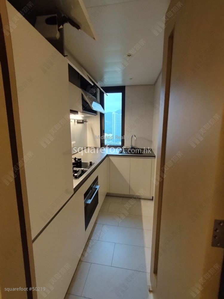 LP6 售盤 2 房 , 1 浴室 525 平方呎 LP6 售盤 2 房 , 1 浴室 525 平方呎